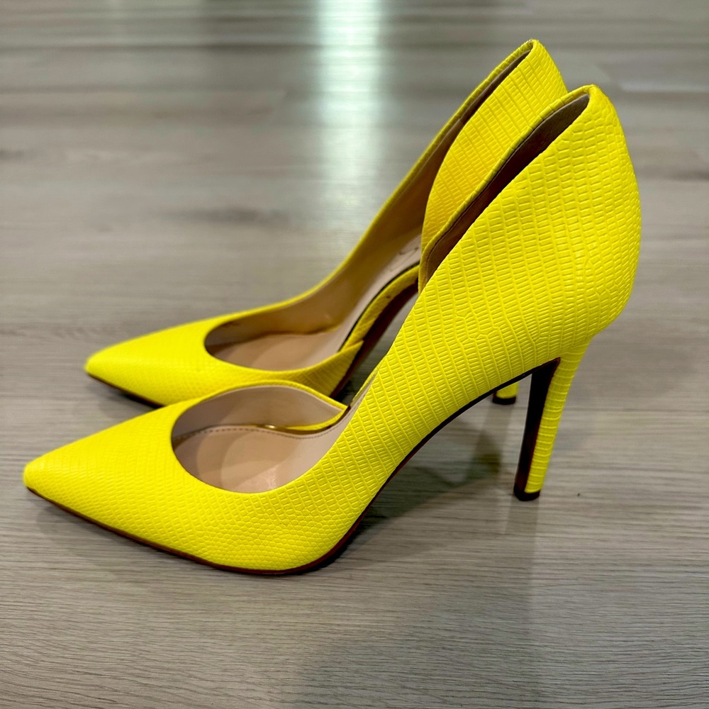 Jessica Simpson Yellow Heels
